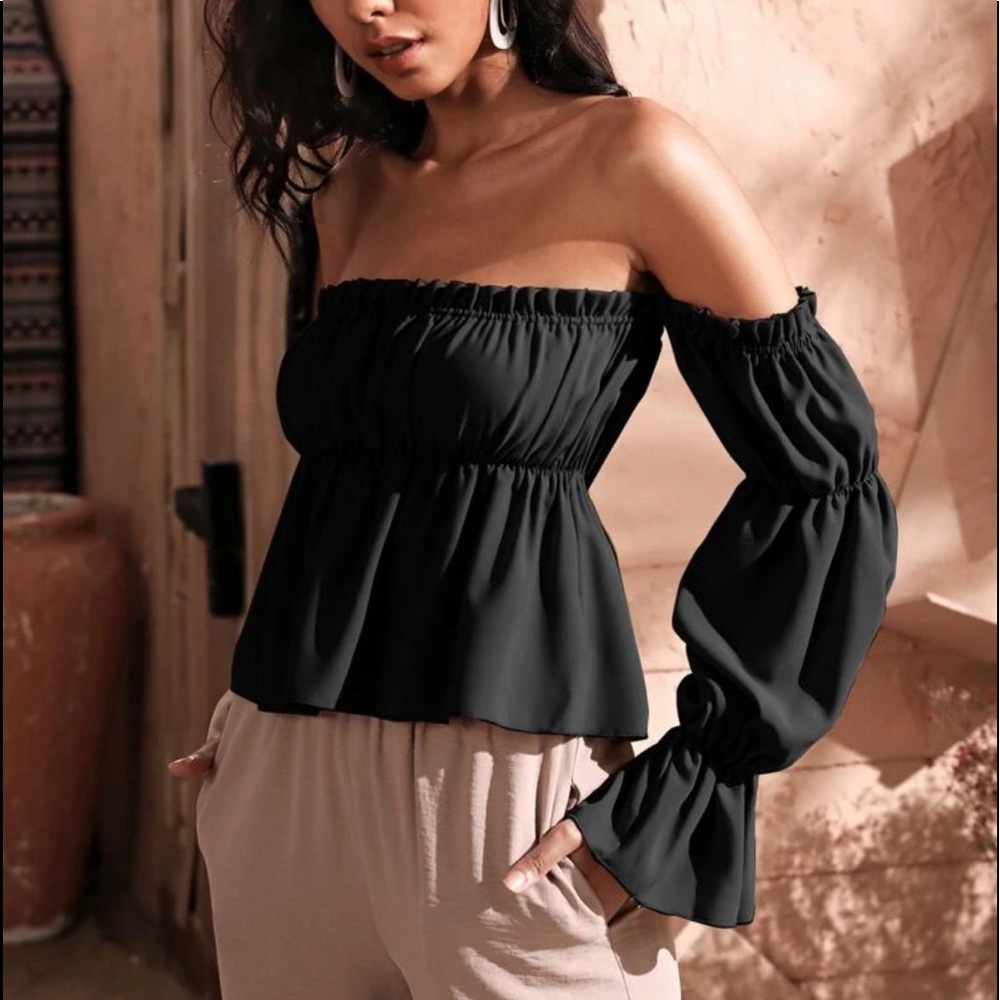 NWOT Off Shoulder Frill Ruffle Long Sleeve Flounce Peplum Crop Top